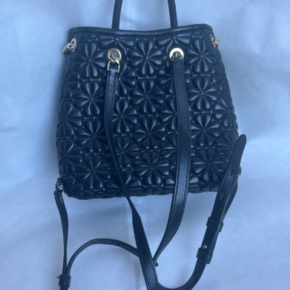 Kate Spade New York Bloom Logo Quilted Leather Backpack Black Drawstring Chain - Picture 7 of 14